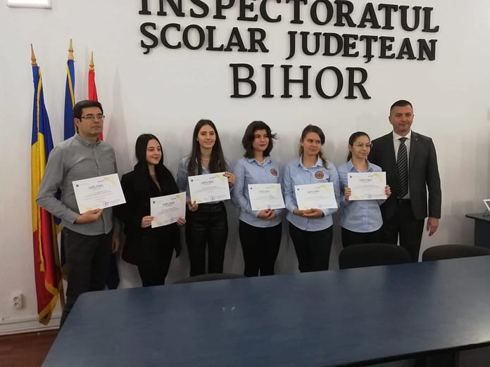 Absolvente de 10 din Bihor premiate